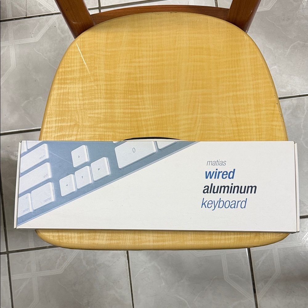 Matias Wired Aluminum Keyboard - White and Silver